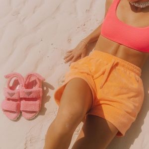 NWOT M/L spritz orange terry daily drill shorts